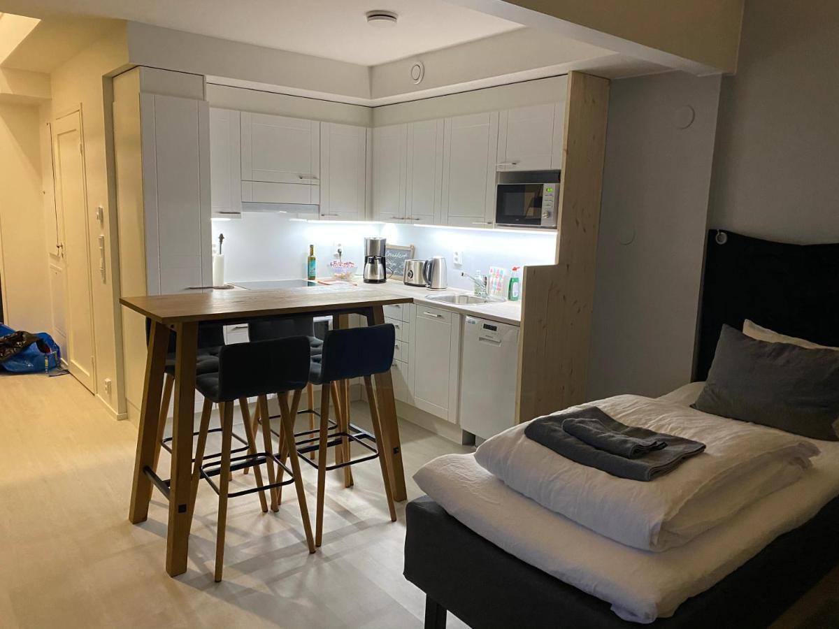 Rosmariini Apartment ยารเว็นบา ภายนอก รูปภาพ